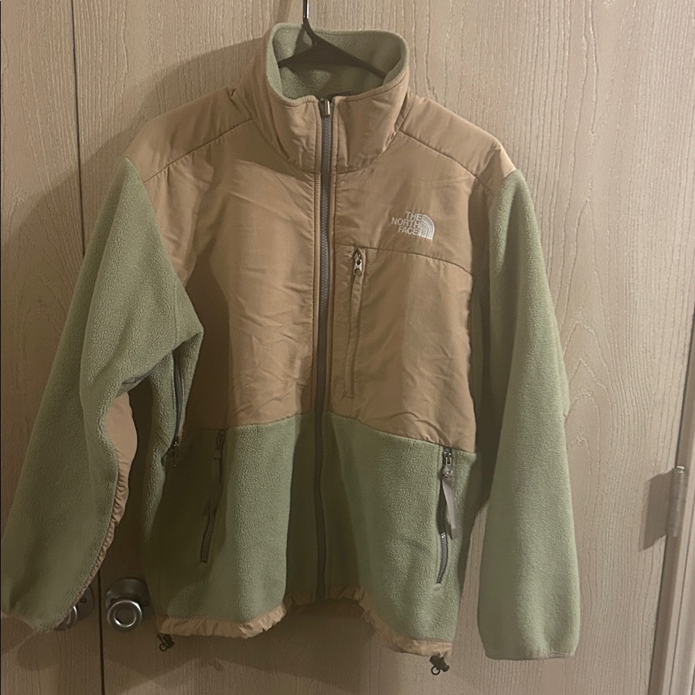 The North Face Two-Tone Tan and Green Fleece Jacket